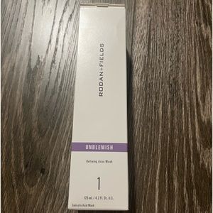 Rodan & Fields Facewash.( Sealed & new in box)